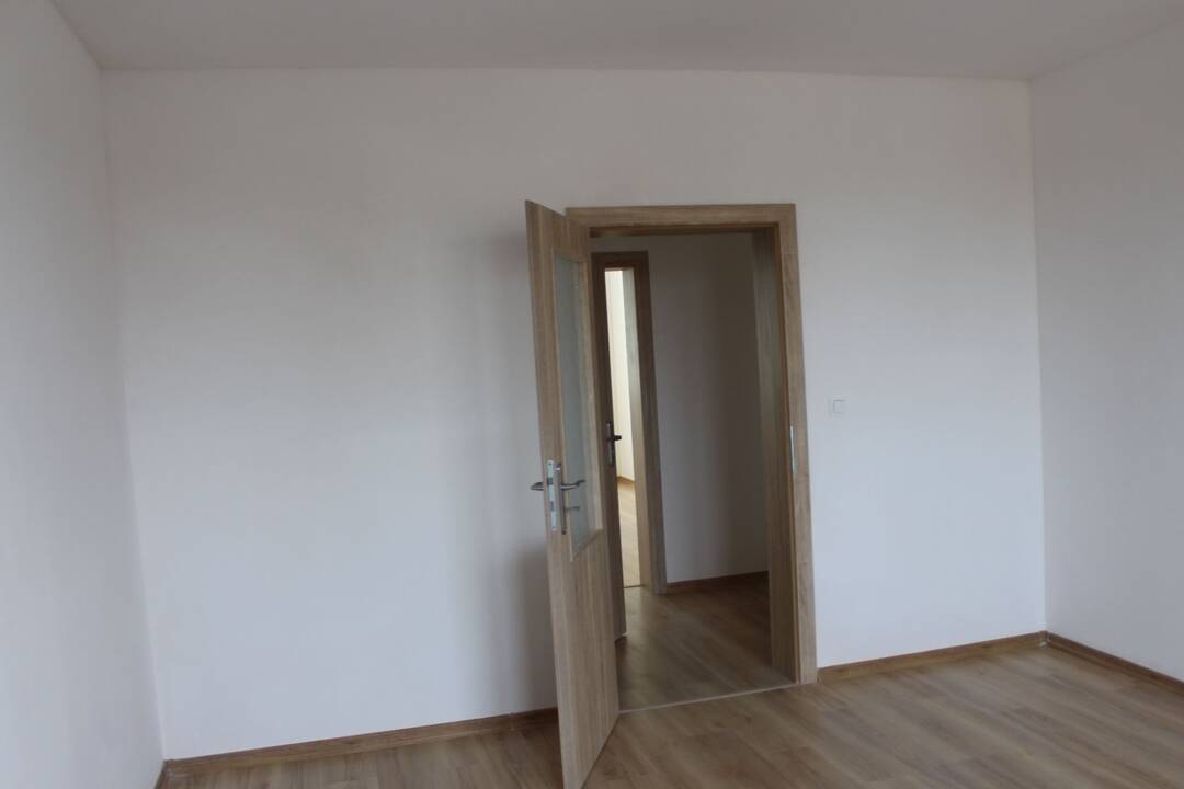 FOTO: V Trebišove postavili nové nájomné byty, foto 36