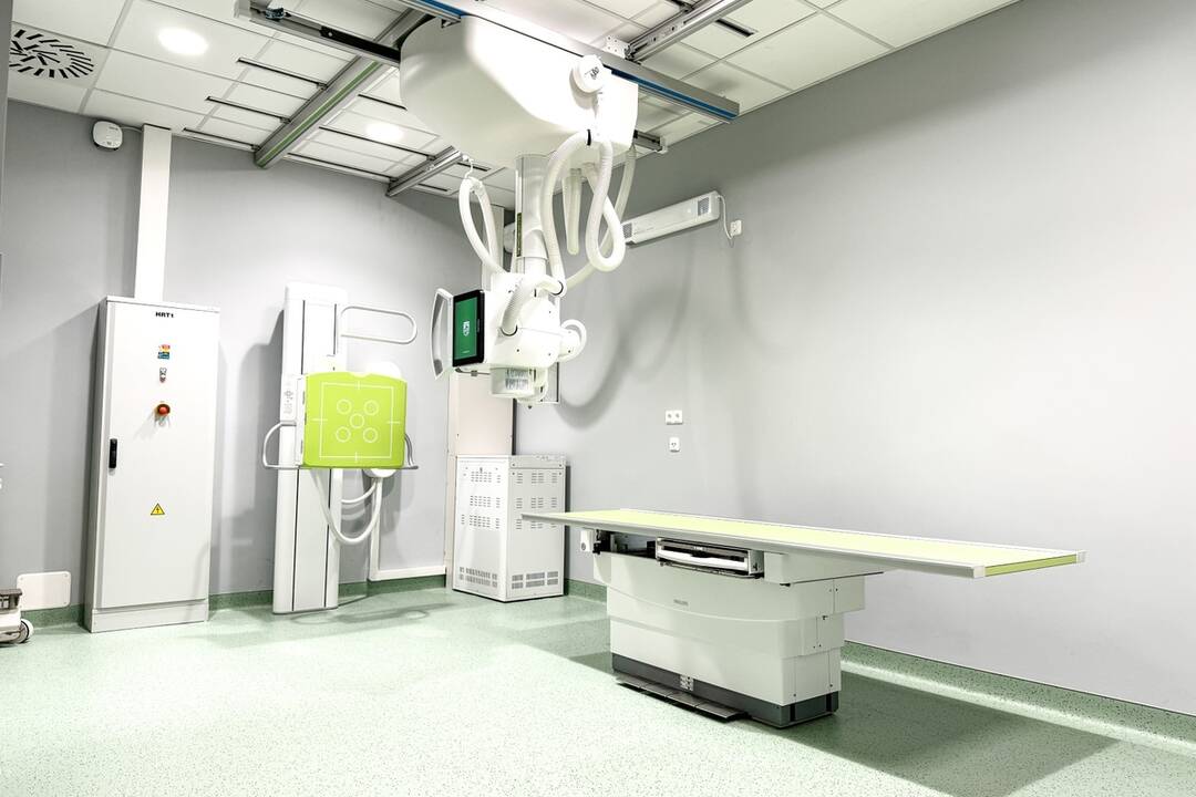 FOTO: Nový röntgenový prístroj vo VÚSCH, foto 1