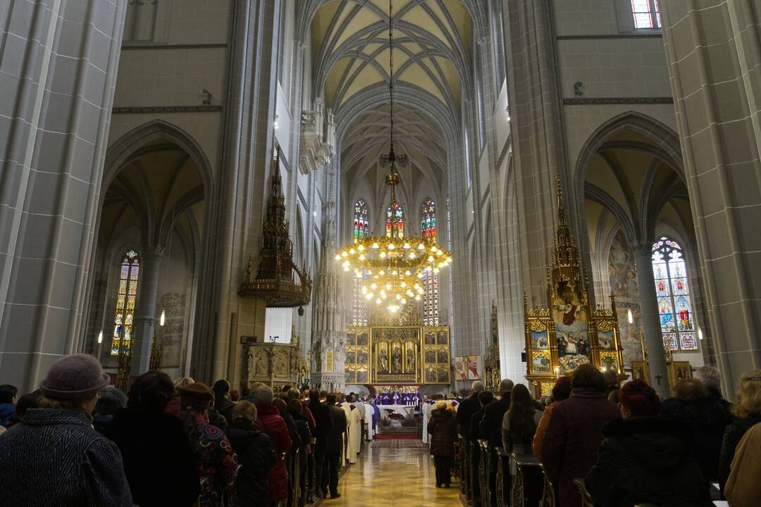 FOTO: Spomienka na kardinála Jozefa Tomka v Dóme sv. Alžbety, foto 3