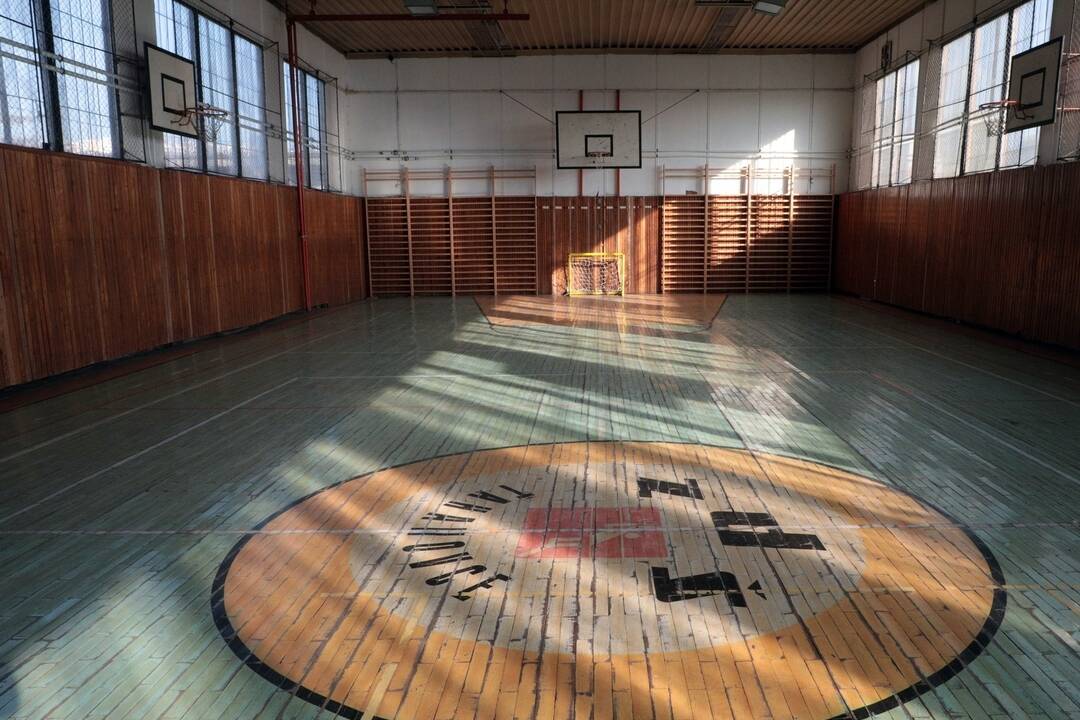 FOTO: Nová športová hala na Základnej a materskej škole Železiarskej 4 v Košiciach, foto 6