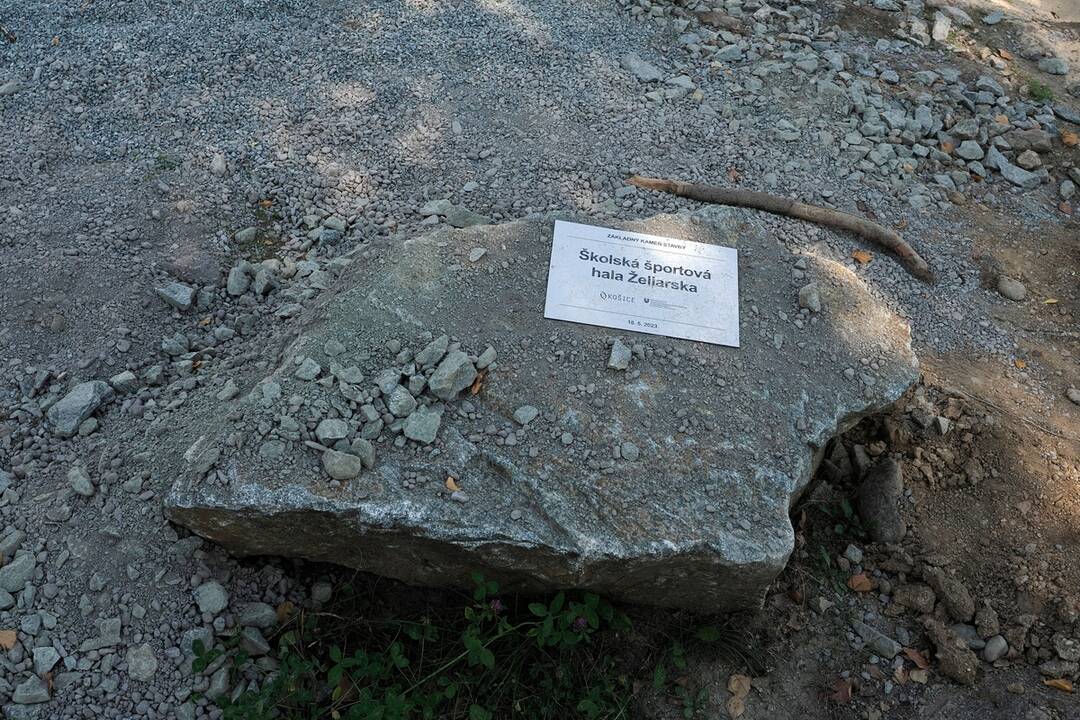 FOTO: Nová športová hala na Základnej a materskej škole Železiarskej 4 v Košiciach, foto 13