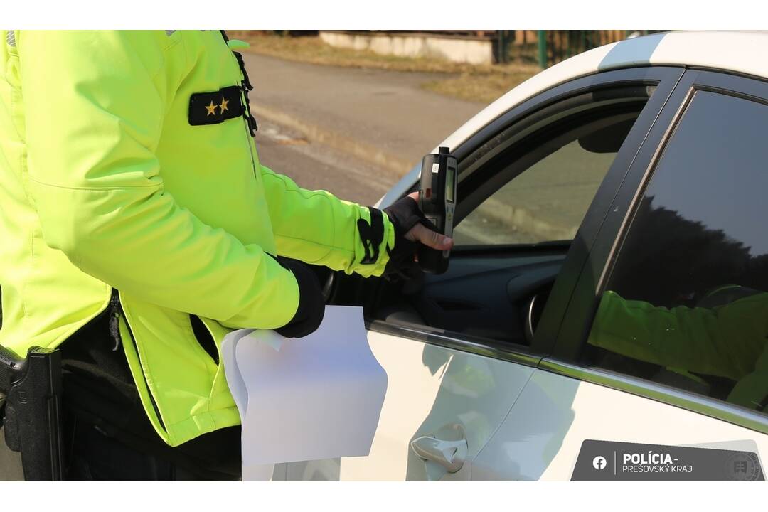 FOTO: Nová športová hala na Základnej a materskej škole Železiarskej 4 v Košiciach, foto 27