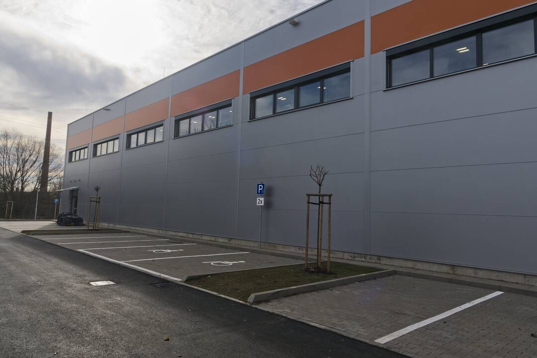 FOTO: Nová športová hala na Základnej a materskej škole Železiarskej 4 v Košiciach, foto 34