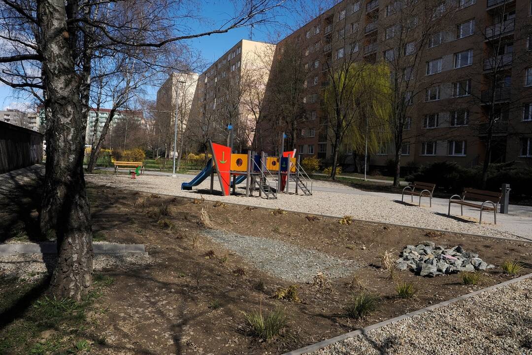 FOTO: Revitalizácia vnútroblokov v Starom Meste, foto 10