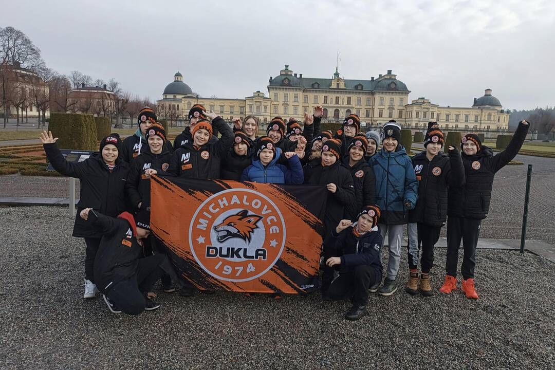 FOTO: Michalovskí žiaci na hokejovom pobyte vo Švédsku, foto 5