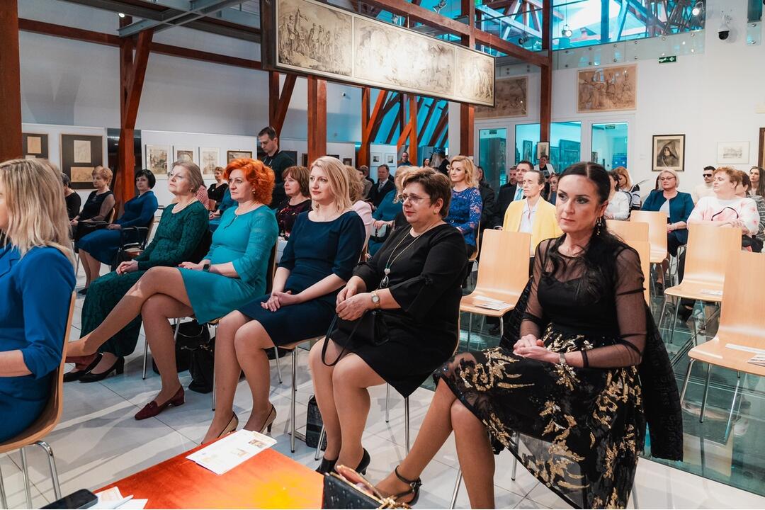 FOTO: Košická župa ocenila prácu košických pedagógov, foto 1