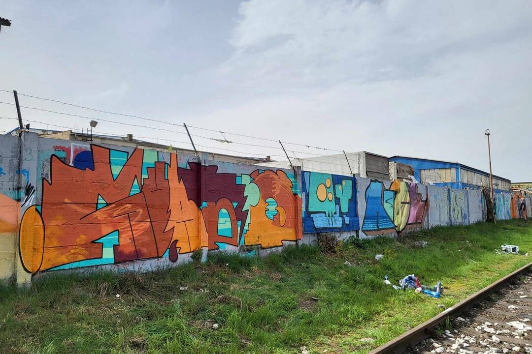 FOTO: Na Juhu vznikla ďalšia graffiti stena, foto 6