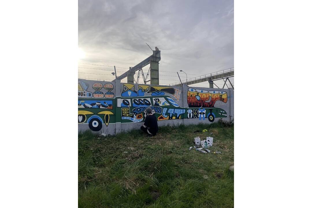 FOTO: Na Juhu vznikla ďalšia graffiti stena, foto 20