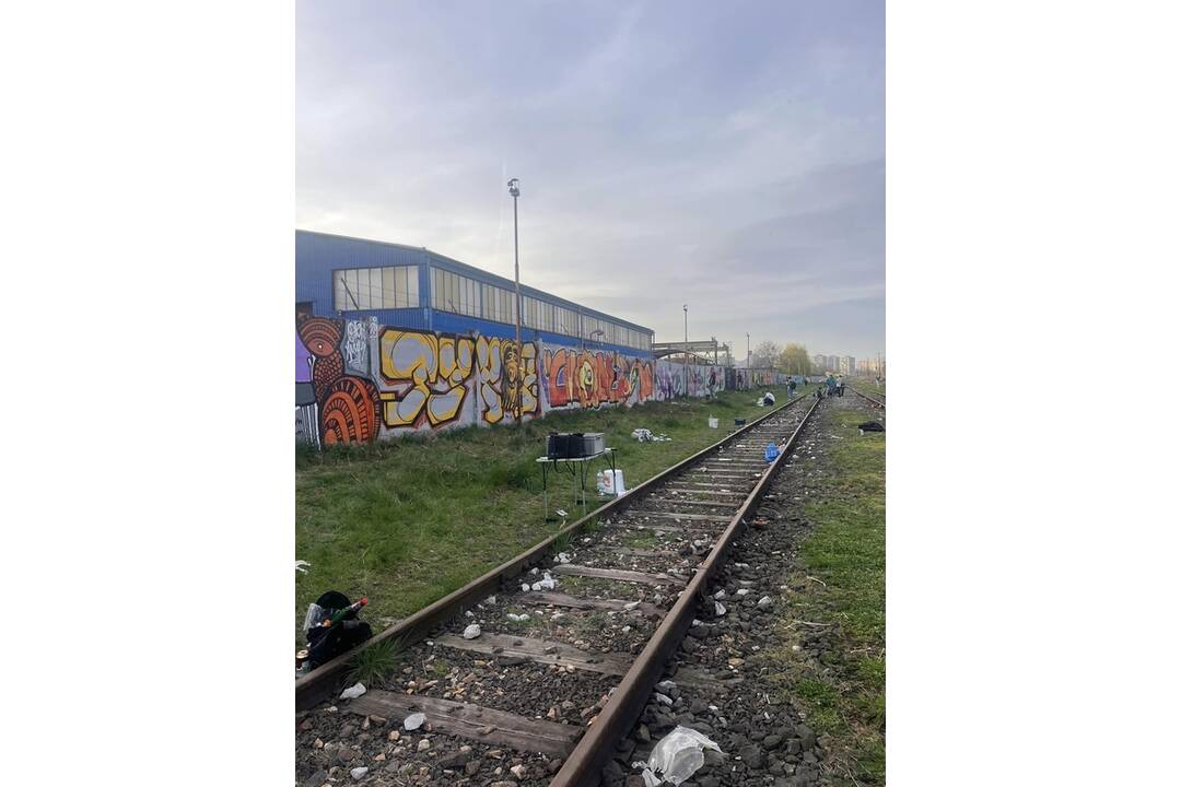 FOTO: Na Juhu vznikla ďalšia graffiti stena, foto 1