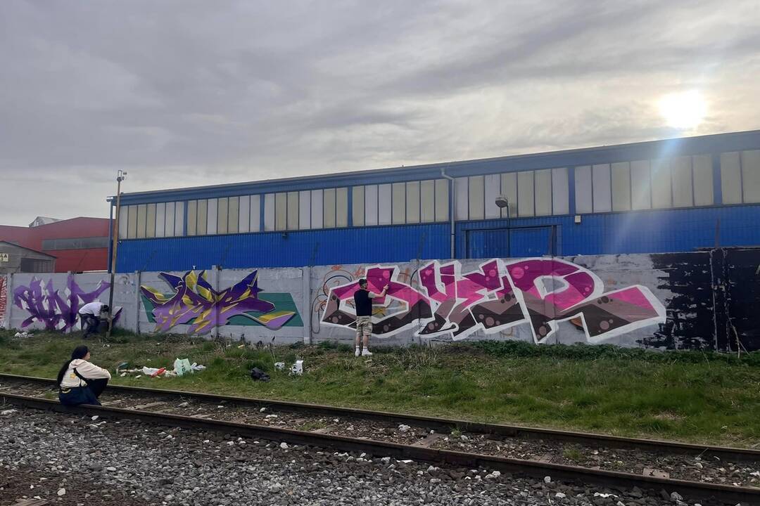 FOTO: Na Juhu vznikla ďalšia graffiti stena, foto 12