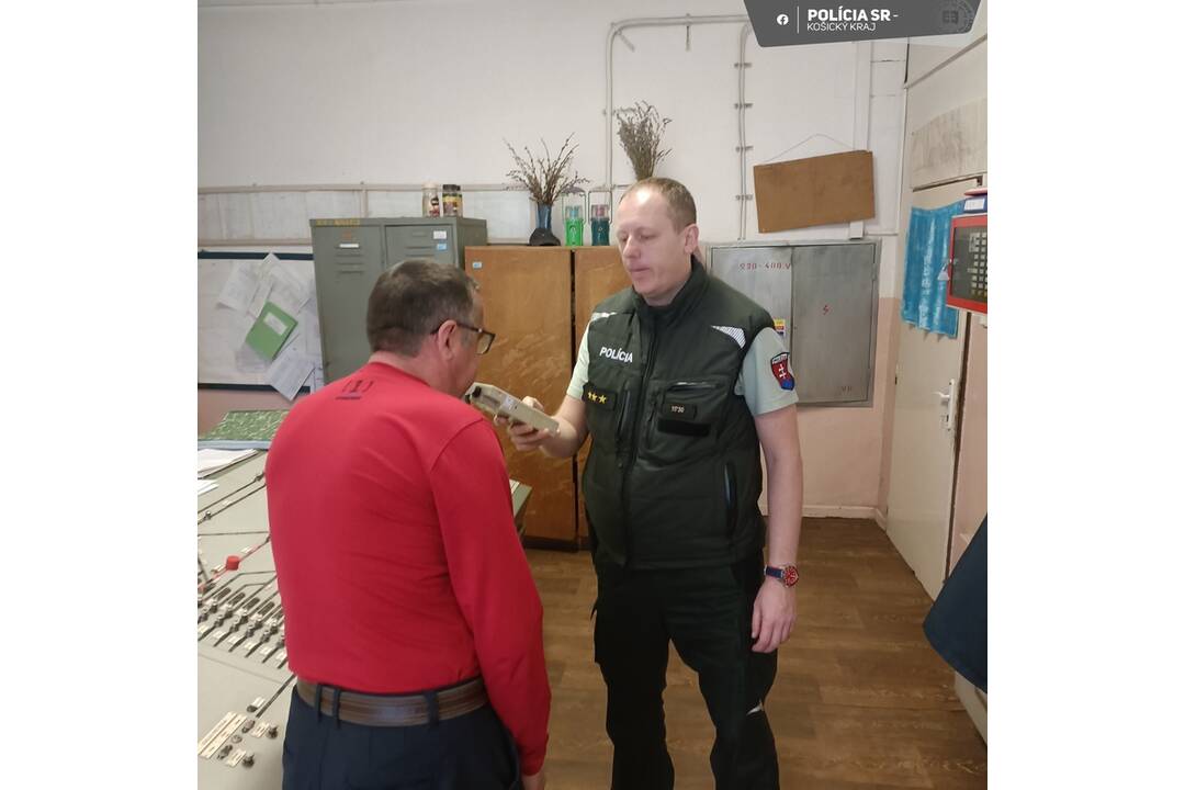 FOTO: Železniční policajti dávali „fúkať“ rušňovodičom, foto 2