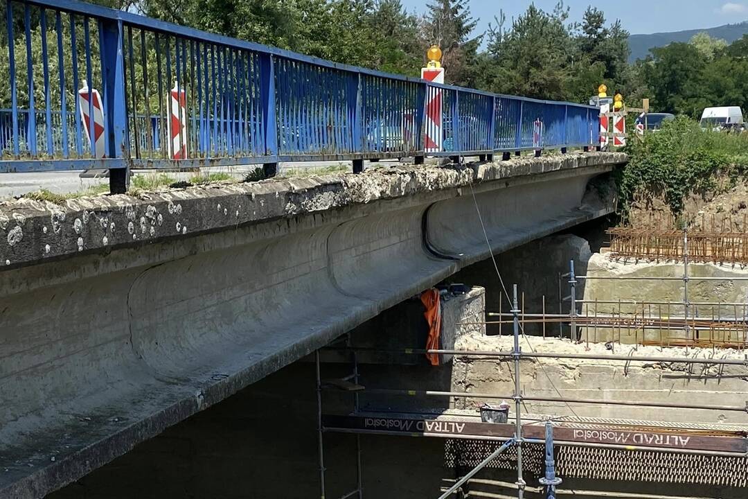 FOTO: Práce na moste cez nápustný kanál za Zemplínsku Šíravu, foto 1