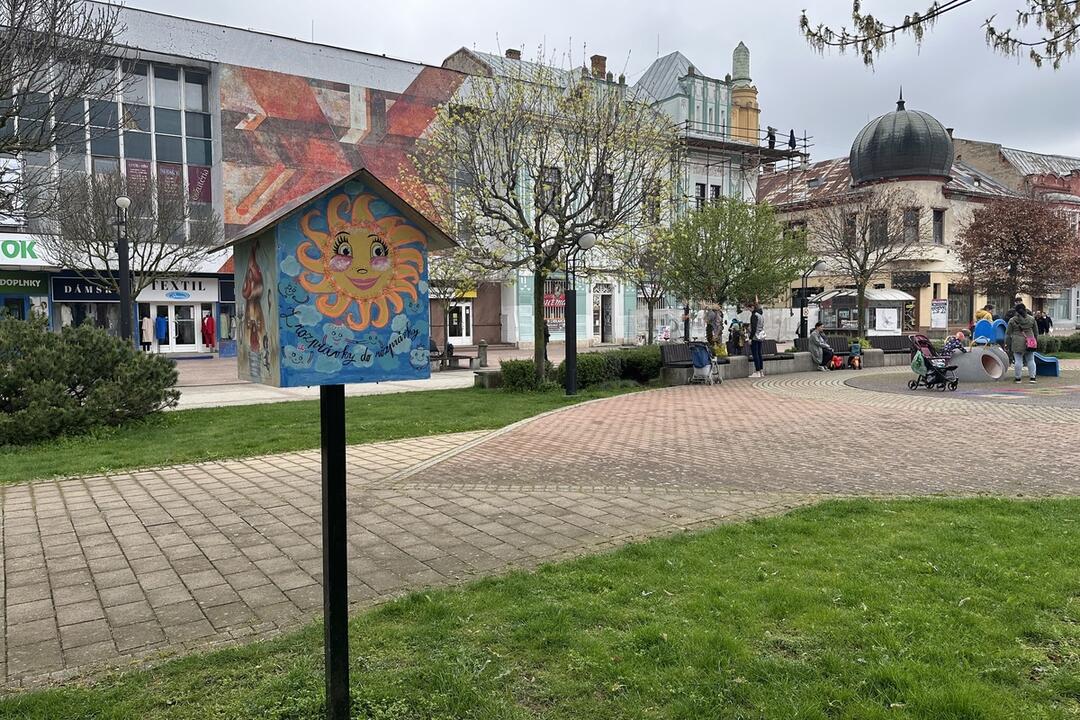 FOTO: Nové knižné búdky v Michalovciach, foto 4