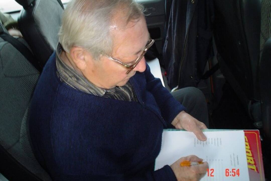 FOTO: Do večnosti odišiel rodák z Čerhova profesor Július Galgan, foto 6