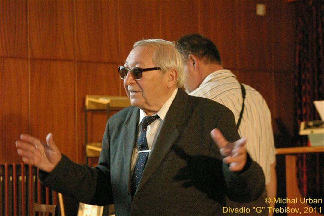 FOTO: Do večnosti odišiel rodák z Čerhova profesor Július Galgan, foto 8