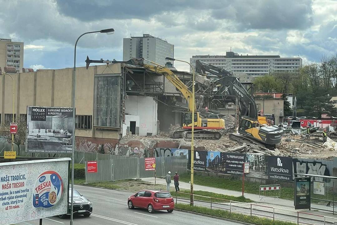 FOTO: Búracie práce v areáli bývalých Východoslovenských tlačiarní, foto 1