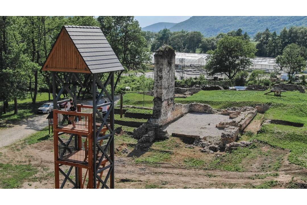 FOTO: V Košickom kraji otvorili lanovú dráhu Zipline Gombasek, foto 4