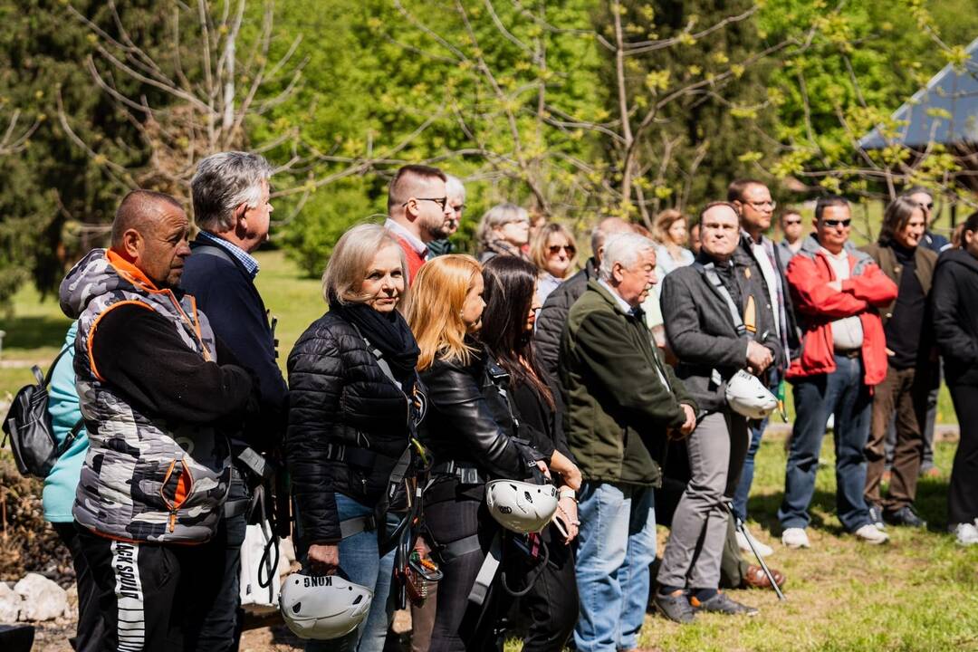 FOTO: V Košickom kraji otvorili lanovú dráhu Zipline Gombasek, foto 13