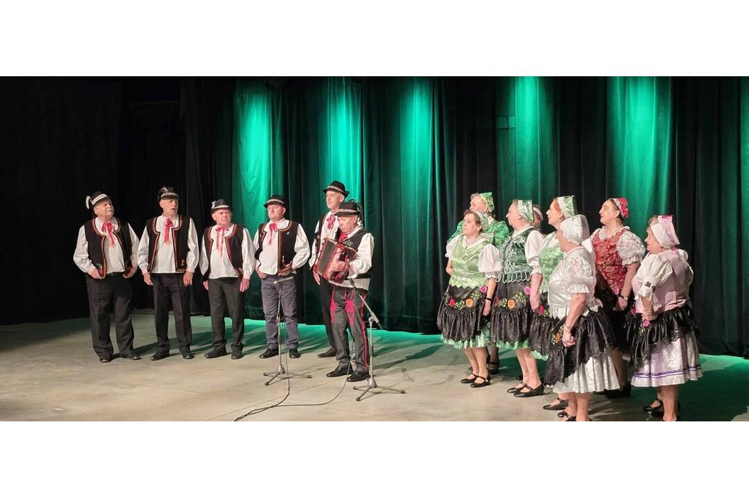 FOTO: Vystúpenia košických seniorov na Seniorskej hviezde Jar 2024, foto 17