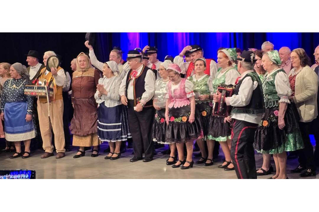 FOTO: Vystúpenia košických seniorov na Seniorskej hviezde Jar 2024, foto 19