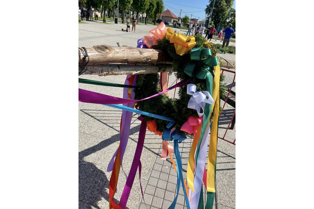 FOTO: Máje zdobia obce a mestá v celom Košickom kraji, foto 18