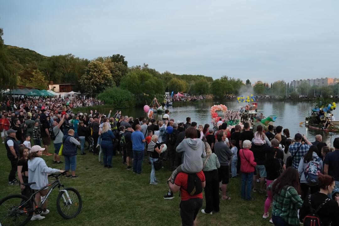 FOTO: Jazero sa premenilo na Košické Benátky, foto 53