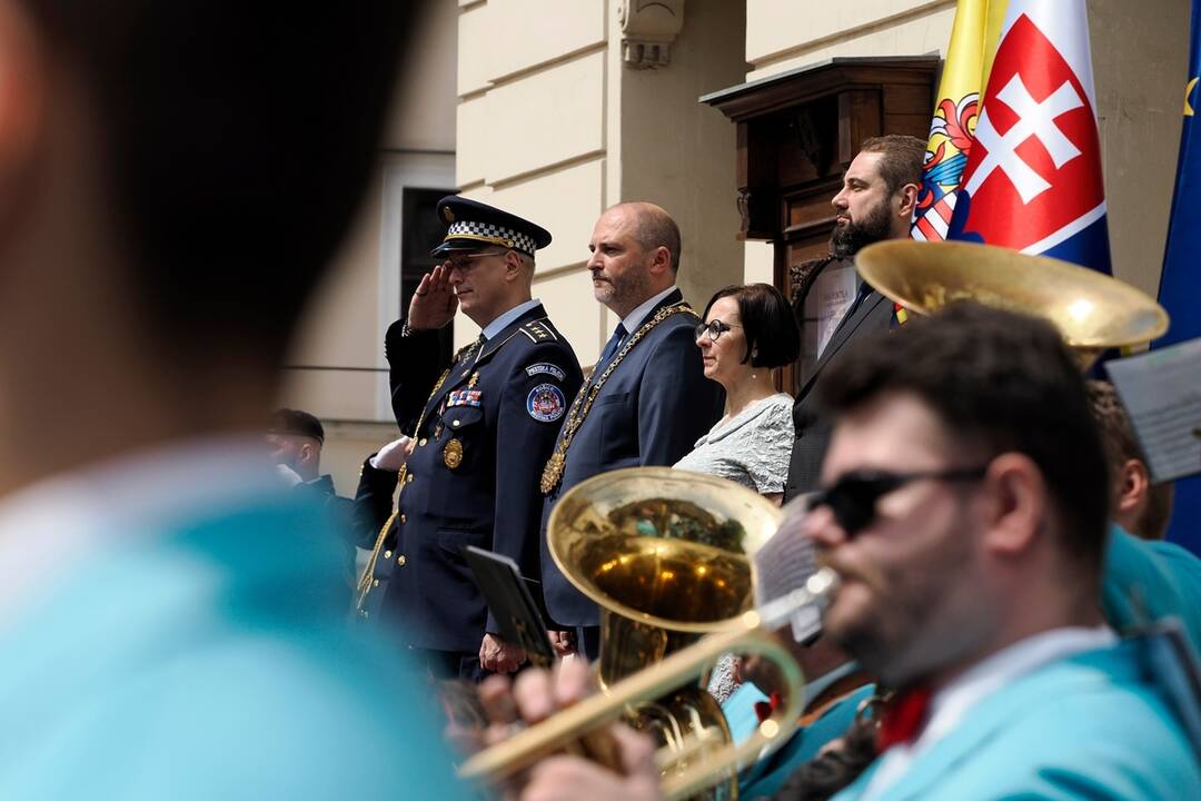 FOTO: Košice ocenili mestských policajtov za ich službu, foto 31
