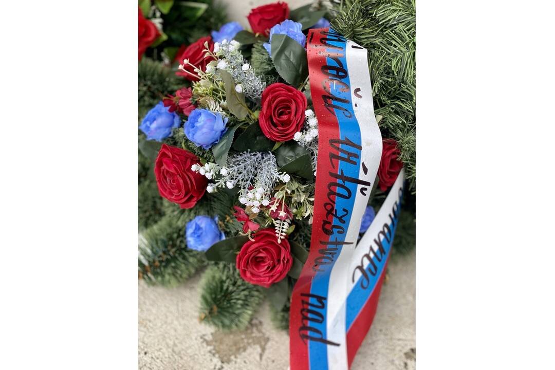 FOTO: Pietny akt kladenia vencov v Sobranciach a Michalovciach, foto 23