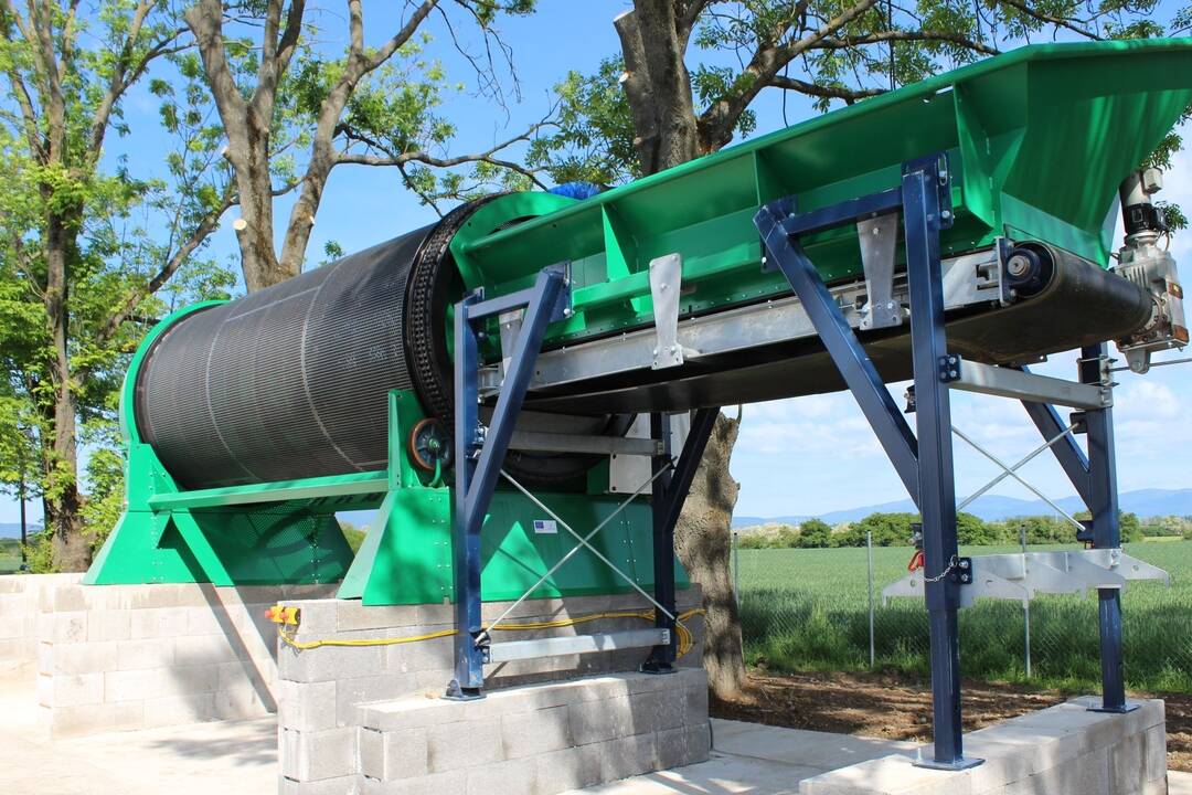 FOTO: V Trebišove otvorili novú kompostáreň, foto 4