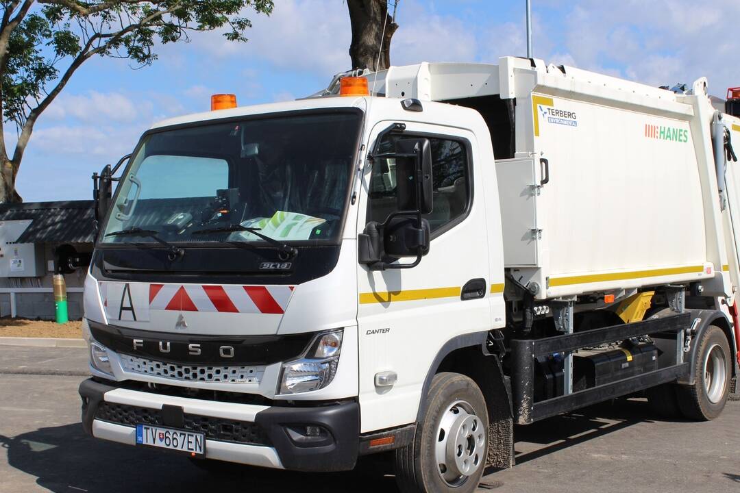 FOTO: V Trebišove otvorili novú kompostáreň, foto 11