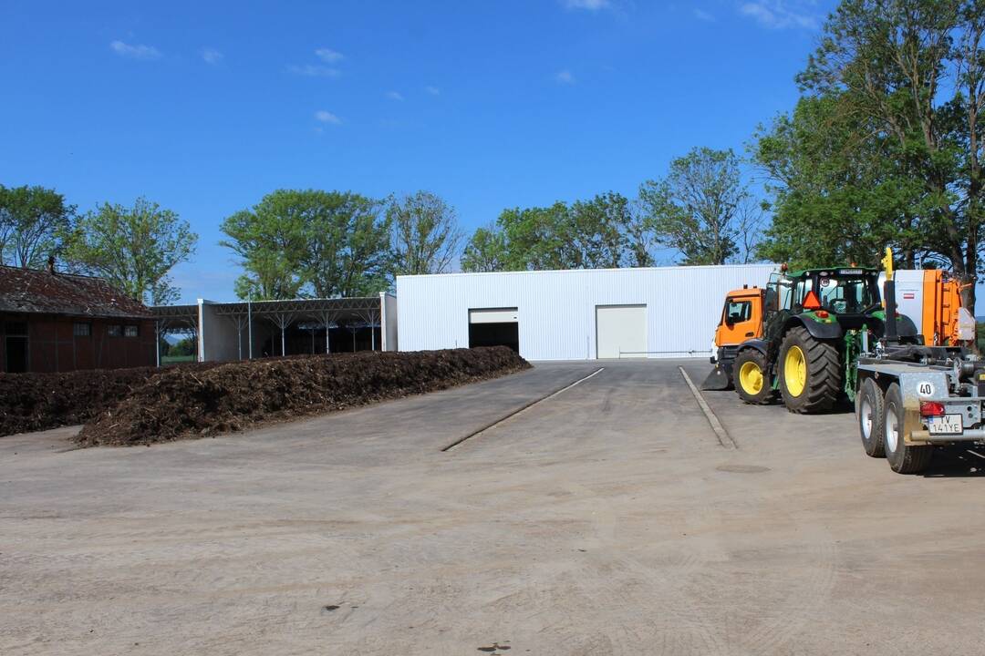 FOTO: V Trebišove otvorili novú kompostáreň, foto 16