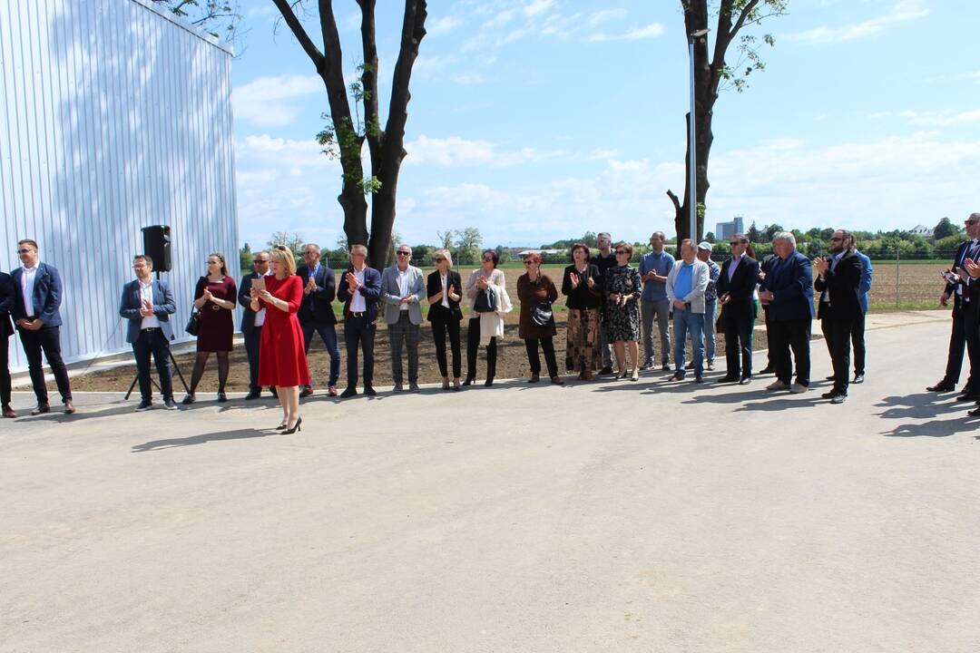 FOTO: V Trebišove otvorili novú kompostáreň, foto 49