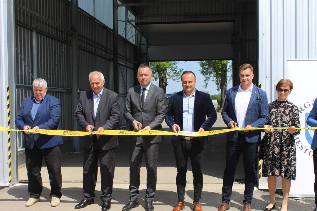 FOTO: V Trebišove otvorili novú kompostáreň, foto 51