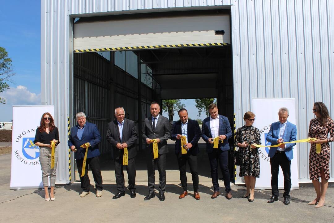 FOTO: V Trebišove otvorili novú kompostáreň, foto 52