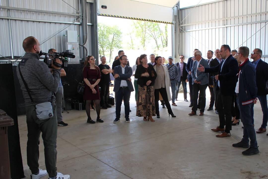 FOTO: V Trebišove otvorili novú kompostáreň, foto 53