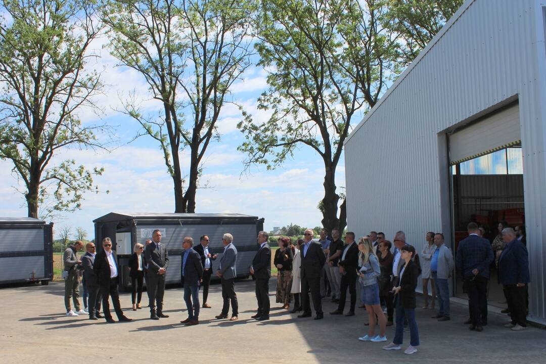 FOTO: V Trebišove otvorili novú kompostáreň, foto 57