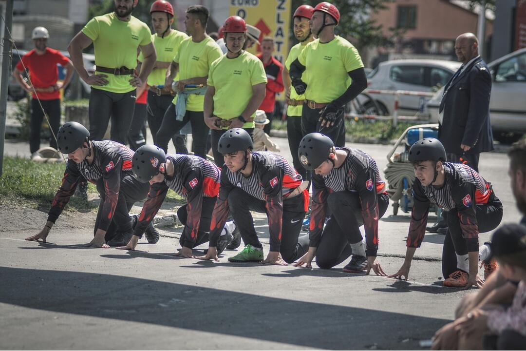 FOTO: Horúci súboj hasičov o Zemplínsky pohár. Pozrite sa na tie výkony, foto 10