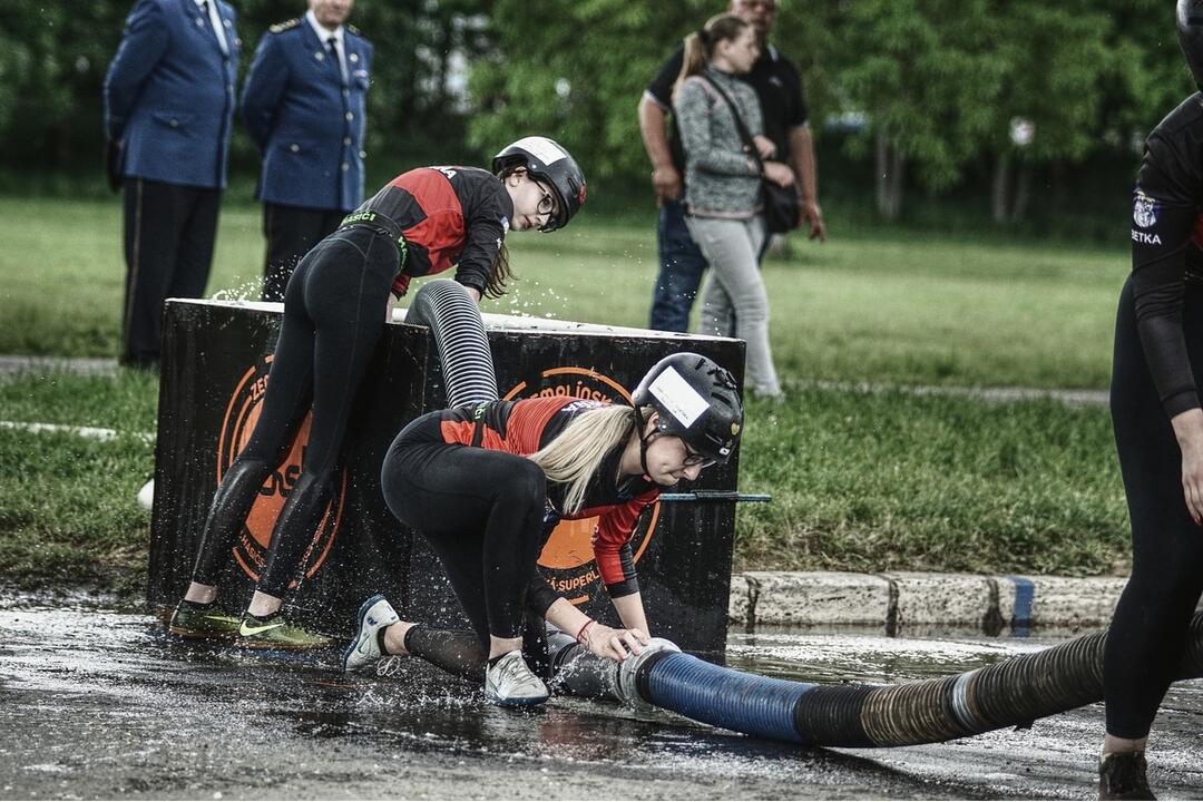 FOTO: Horúci súboj hasičov o Zemplínsky pohár. Pozrite sa na tie výkony, foto 1