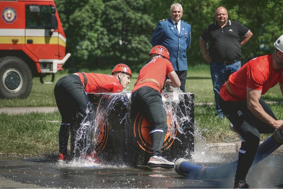 FOTO: Horúci súboj hasičov o Zemplínsky pohár. Pozrite sa na tie výkony, foto 35