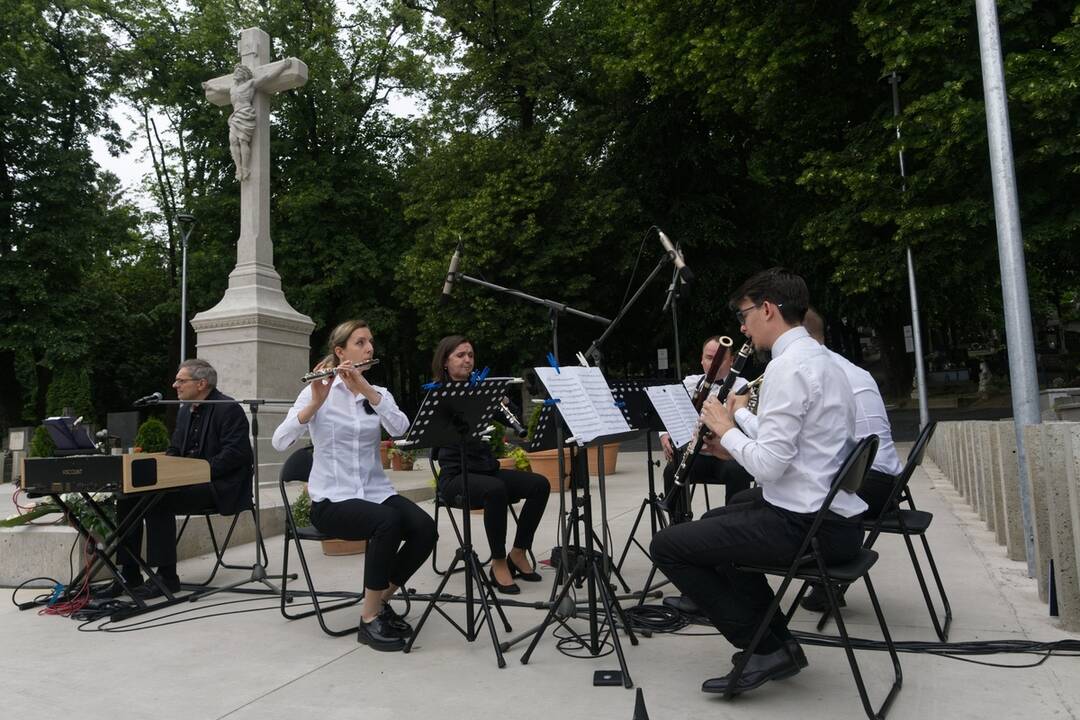 FOTO: Verejný cintorín v Košiciach je plne k dispozícii. Takto vyzerá po rekonštrukcii, foto 7
