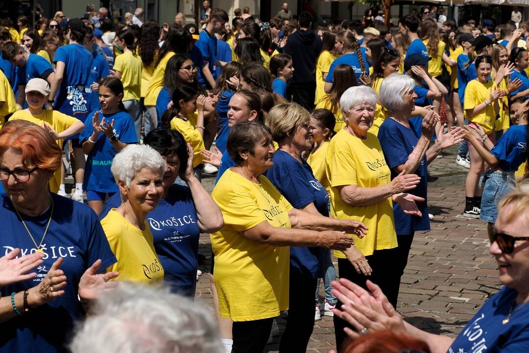 FOTO: Košická Hlavná ulica sa roztancovala v rytme štvorylky, foto 2