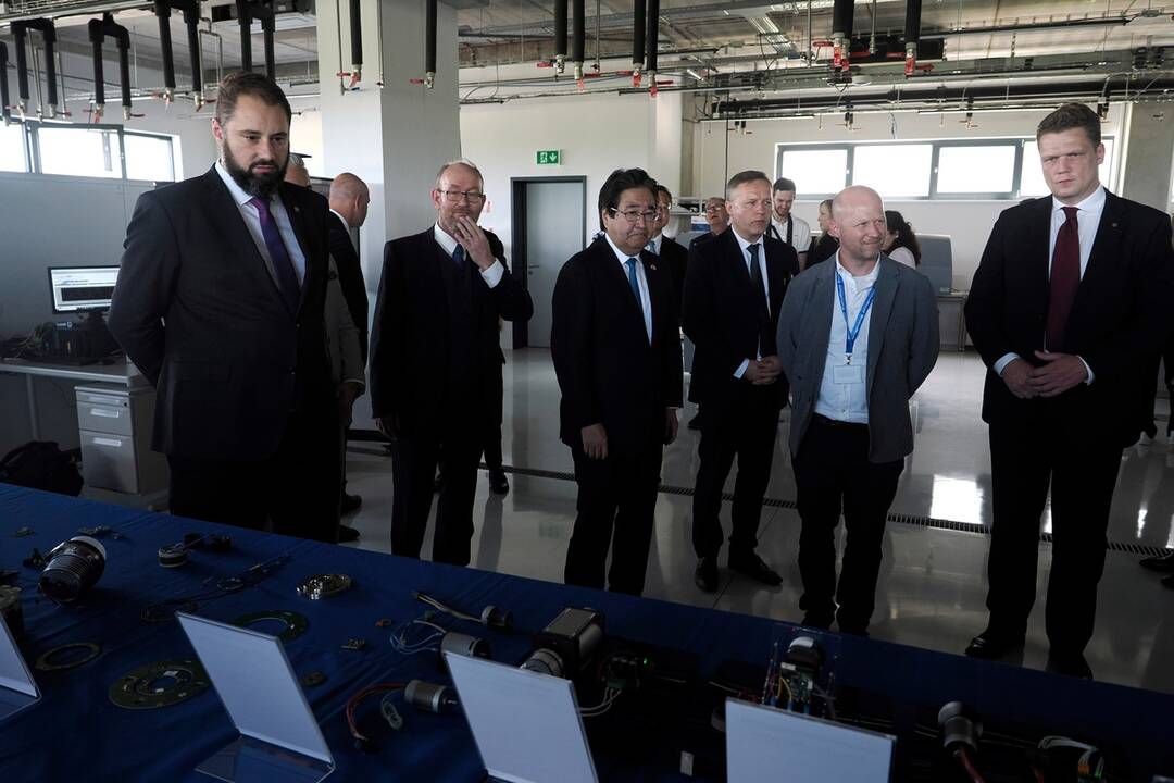 FOTO: Minebea otvorila nové vývojové centrum, foto 14