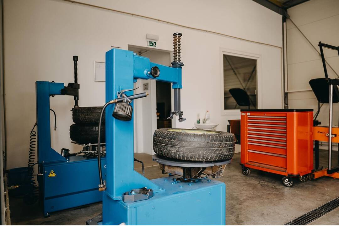 FOTO: Nové autocentrum v Kráľovskom Chlmci poteší motoristov i študentov, foto 9