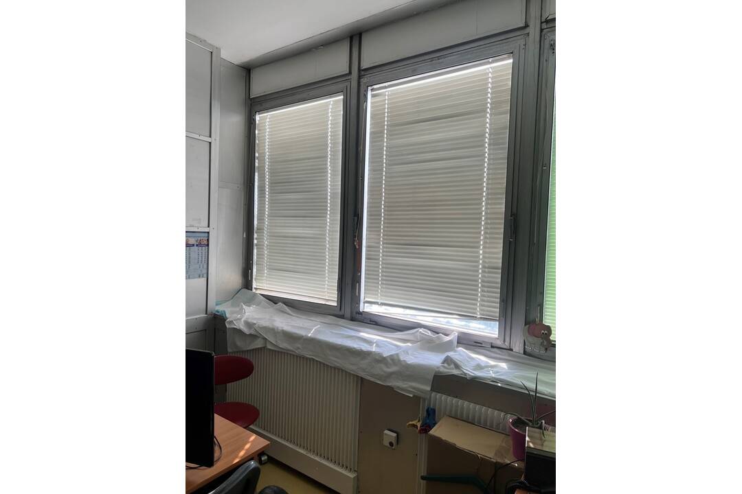 FOTO: Novorodencov liečia v žalostných podmienkach. Košická neonatológia potrebuje nutnú renováciu, foto 12