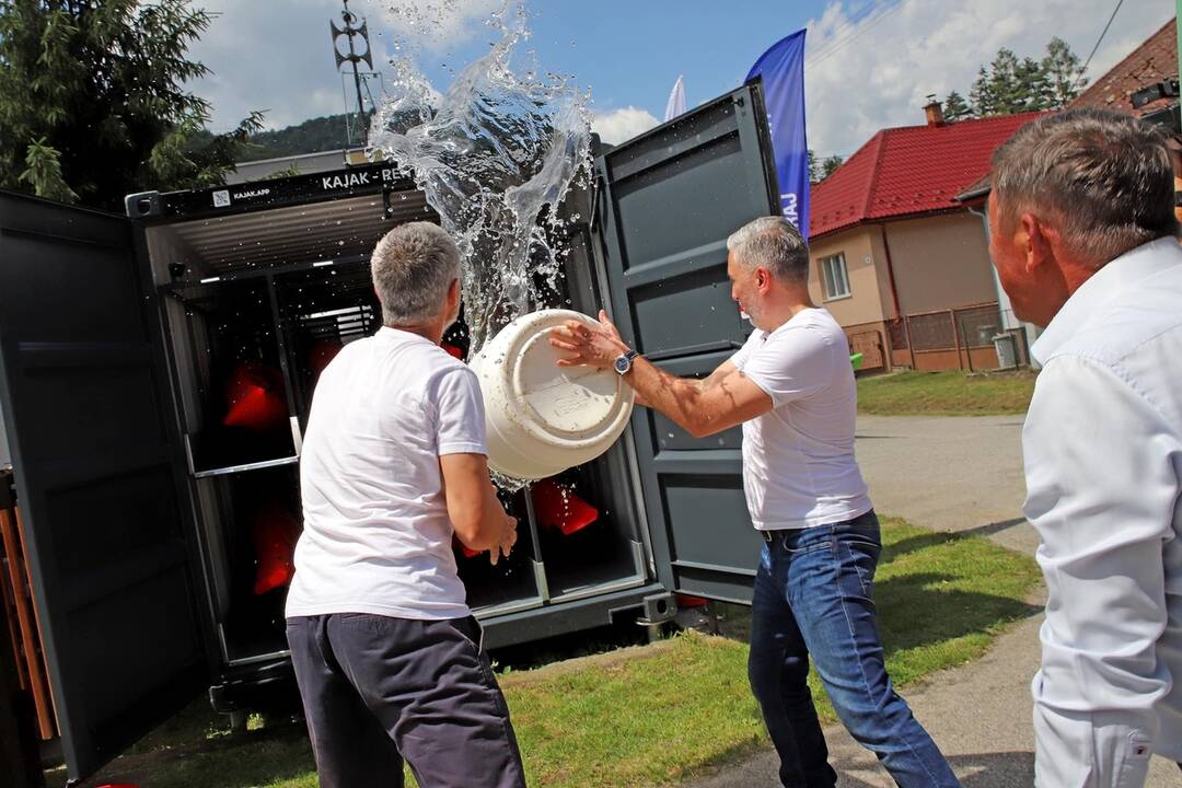 FOTO: Slávnostné otvorenie systému samoobslužných požičovní kajakov na Hornáde, foto 8