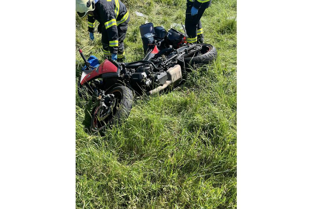 FOTO: Nehoda motorkára v Hrhove, foto 1