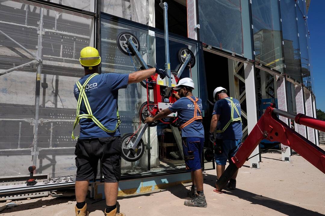 FOTO: Práce na výstavbe Národného olympijského centra plaveckých športov Košice, foto 1