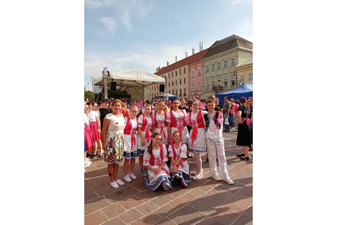 FOTO: Tancovanie karičky na Hlavnej ulici v Košiciach, foto 8