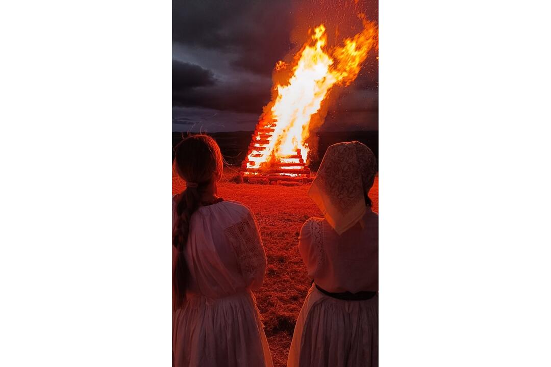 FOTO: Na Spiši a Zemplíne rozhoreli jánske ohne. Ako vyzerali tento rok?, foto 2