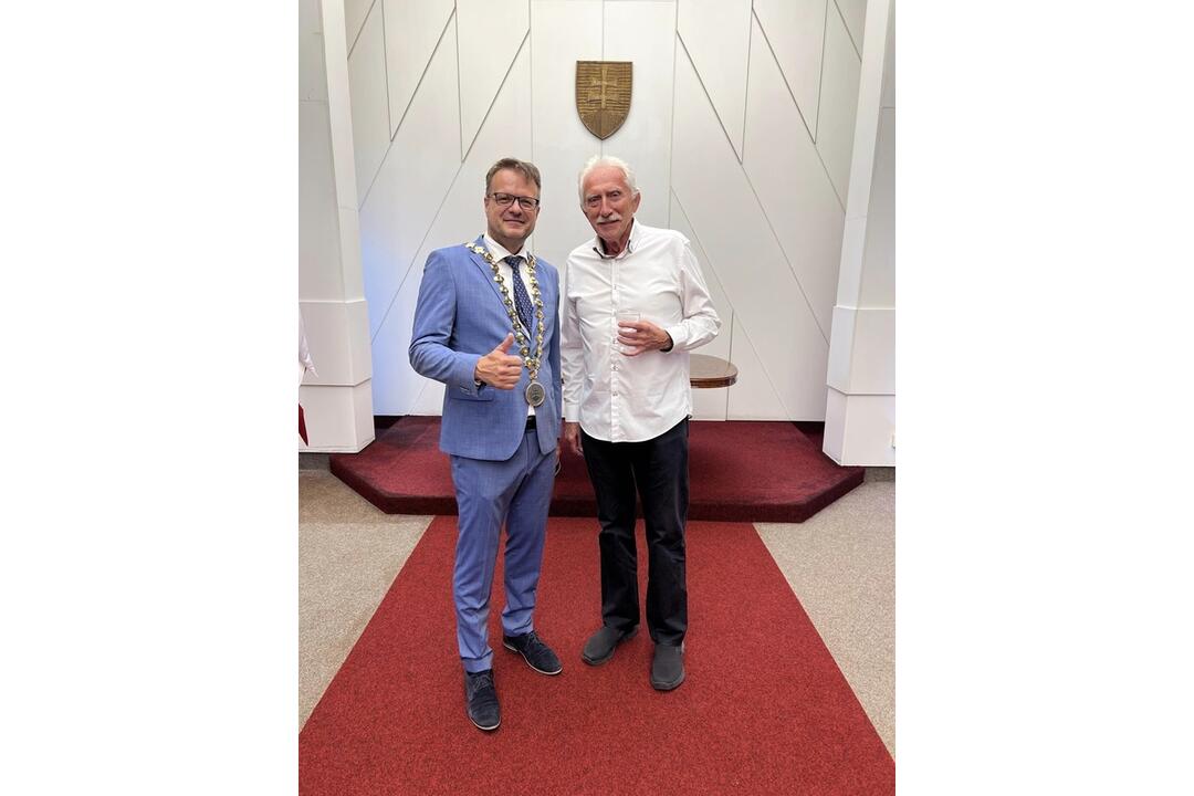 FOTO: Staromestskí oslávenci slávia jubileá. 101. narodeniny oslavujú so starostom, foto 9